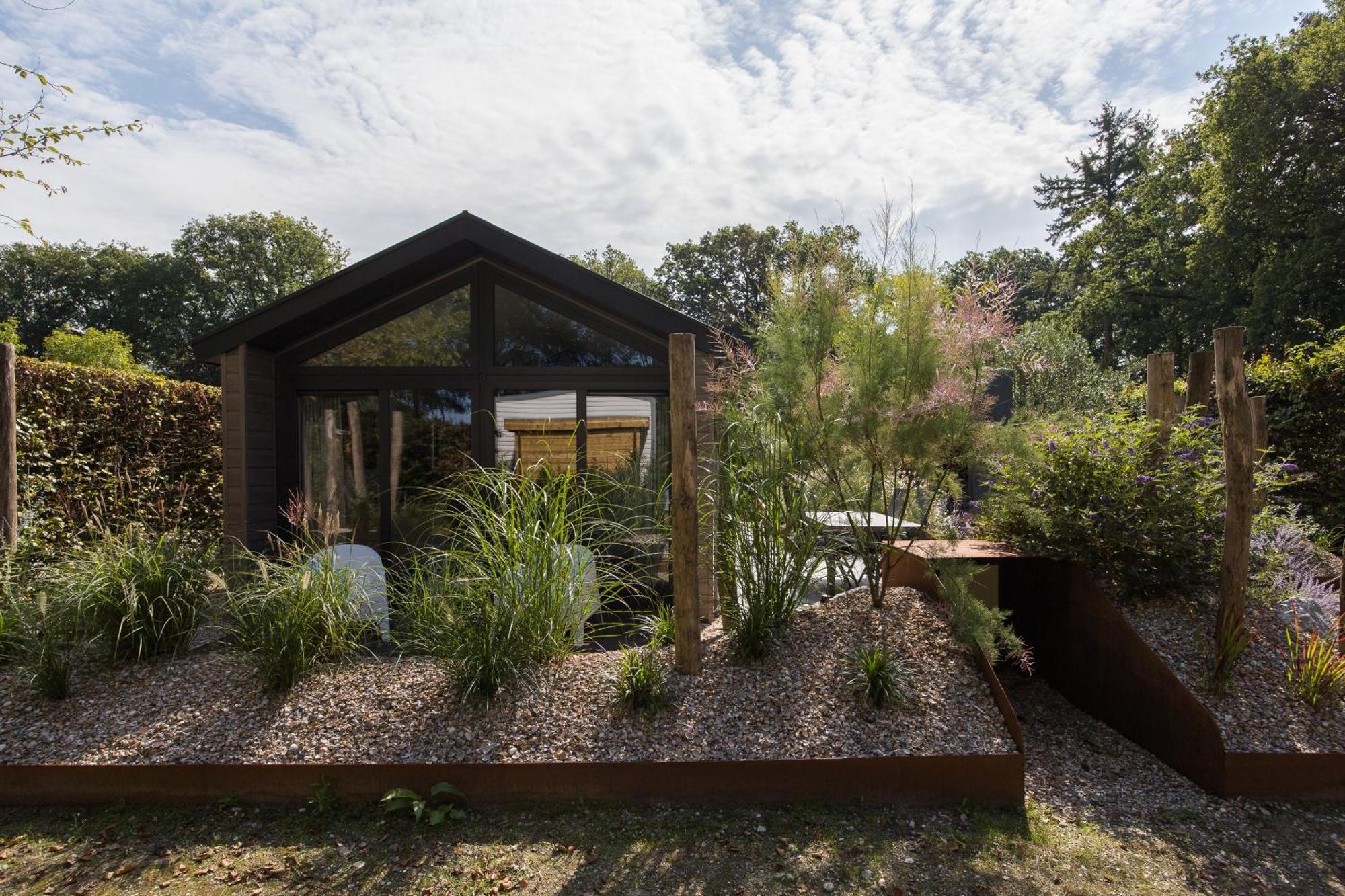 Modern Ingericht Chalet Op Groen Park Op De Veluwe Epe Exterior photo