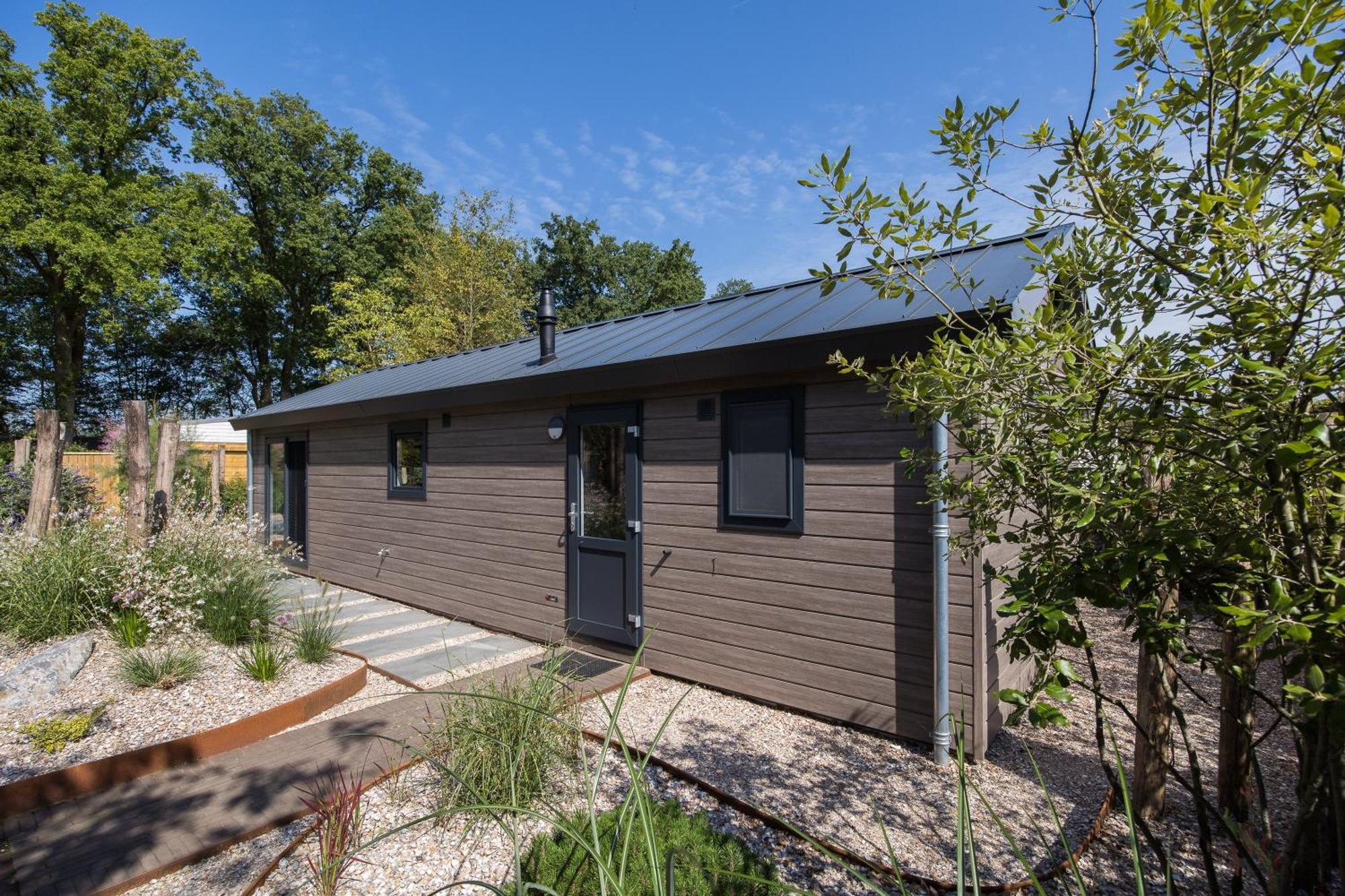 Modern Ingericht Chalet Op Groen Park Op De Veluwe Epe Exterior photo